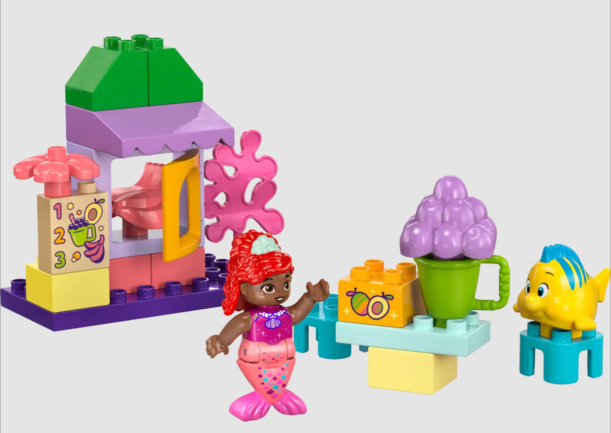 Duplo Ariel & Flounder's Cafe Stand