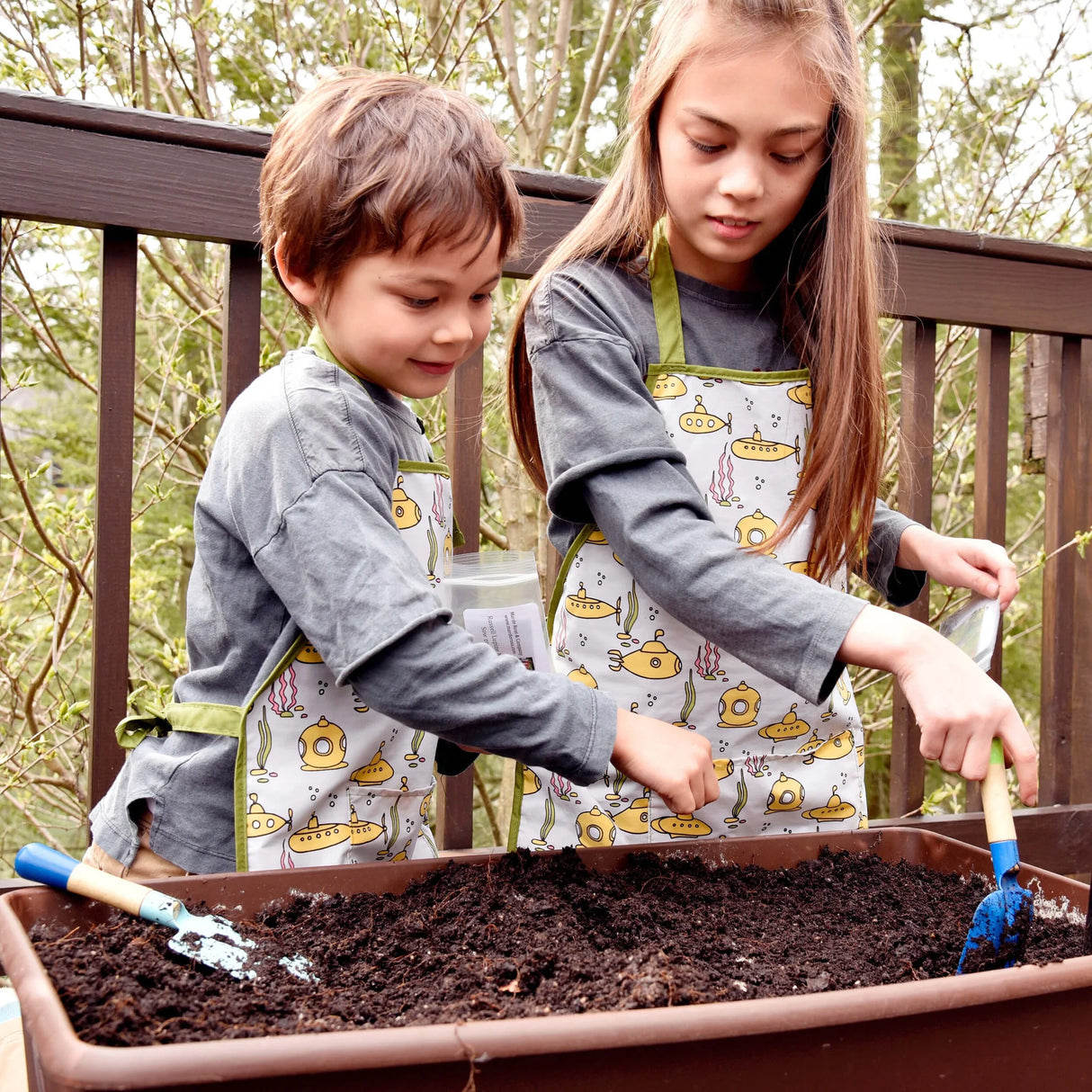 Little Helper Apron | Submarines Small